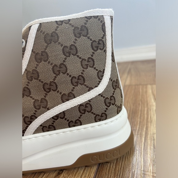 NEW GUCCI GG Monogram Beige Canvas High-Top Sneakers in Men's Size 9 - Picture 2 of 11